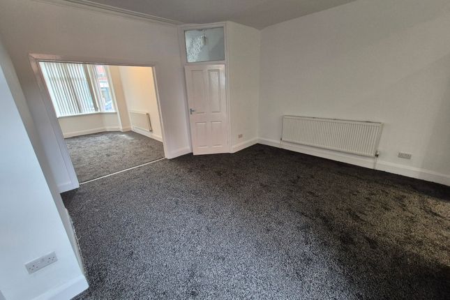 133, Station Road, Swinton, Manchester photo 4