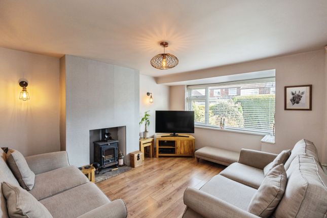 4, Harlow Close, Warrington photo 3