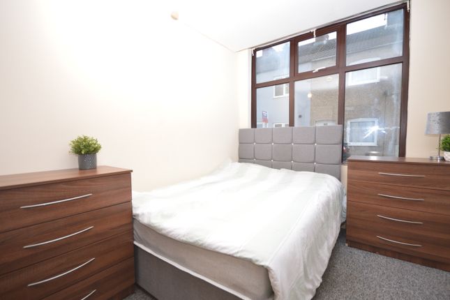 Property to rent in New Street, Desborough, Kettering