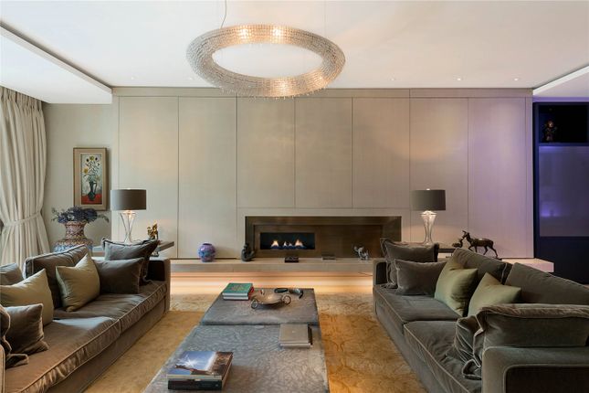 Thumbnail Flat for sale in Montrose Place, London
