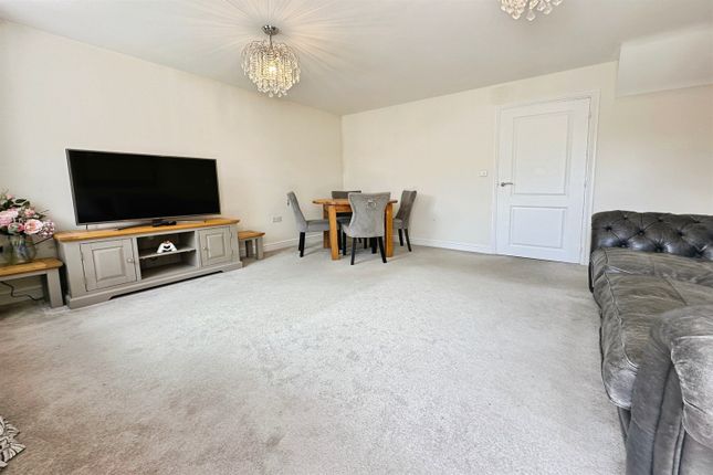 57, Northburgh Avenue, Stafford photo 4
