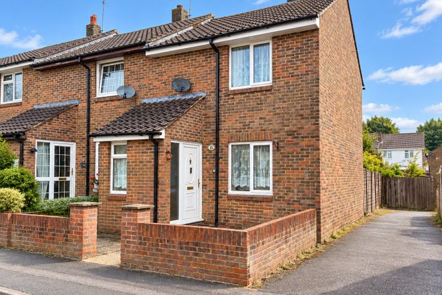 2-bed terraced on 25, Beecholme Drive, Ashford, £160,000