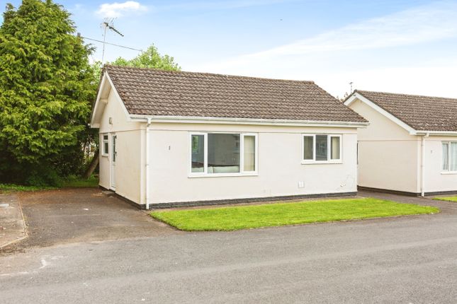 Thumbnail Bungalow for sale in Gower Holiday Village, Scurlage, Reynoldston, Swansea