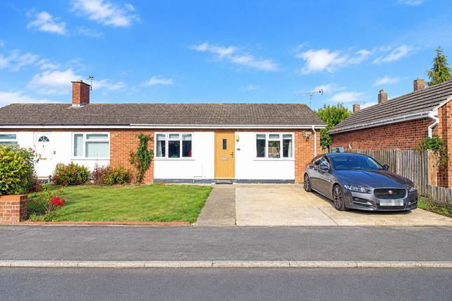 1-bed bungalow on 2, Old Orchards, Aylesbury, £270,000