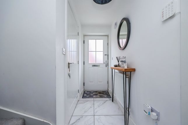 48, Chadburn Road, Nottingham photo 4
