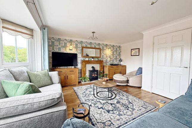 15, Dan Y Graig Heights, Pontyclun photo 2