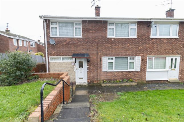 Thumbnail End terrace house for sale in Creslow, Gateshead