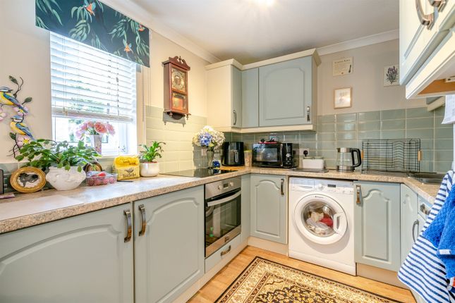 Flat 6, Kingsmead Court, Monmouth photo 2