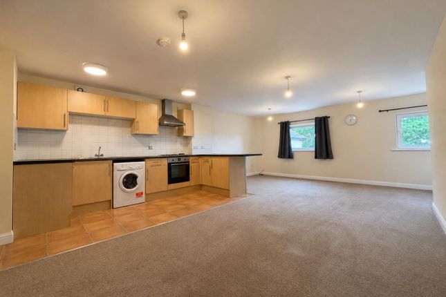 Flat 4, 53B, London Road, Waterlooville photo 3