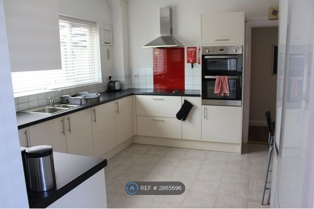 Bradgate Road, Bedford photo 5
