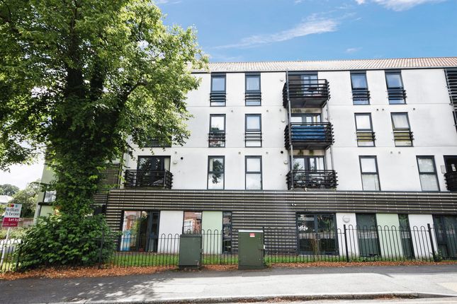 Thumbnail Flat for sale in Upper Chase, Chelmsford