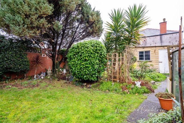 End terrace house for sale in Corporation Road, Cardiff