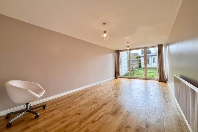27, Silvester Close, Hampshire photo 3