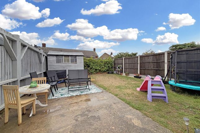 46, Hayside Avenue, Newark photo 3