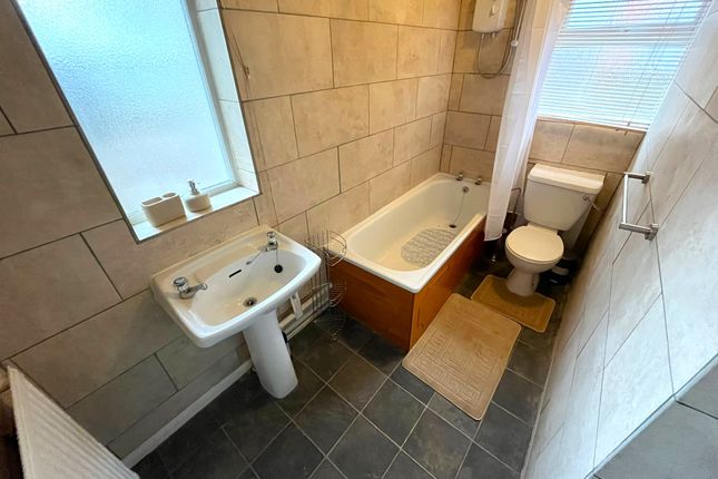 Room 5, 37, Layton Avenue, Mansfield photo 5