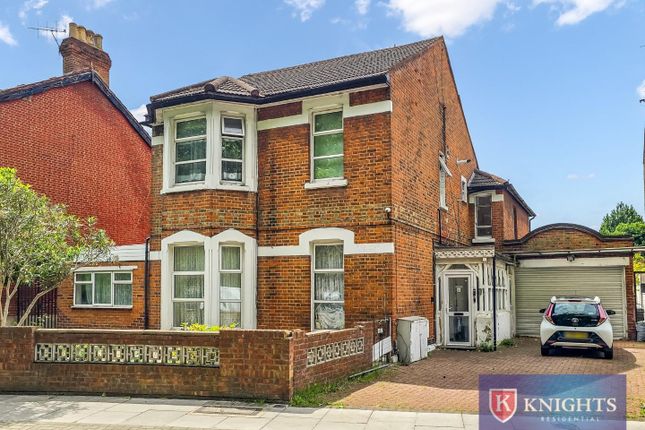 Thumbnail Detached house for sale in Willoughby Road, London