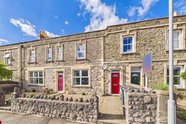 1-bed flat on Strode Road, Clevedon, £209,950