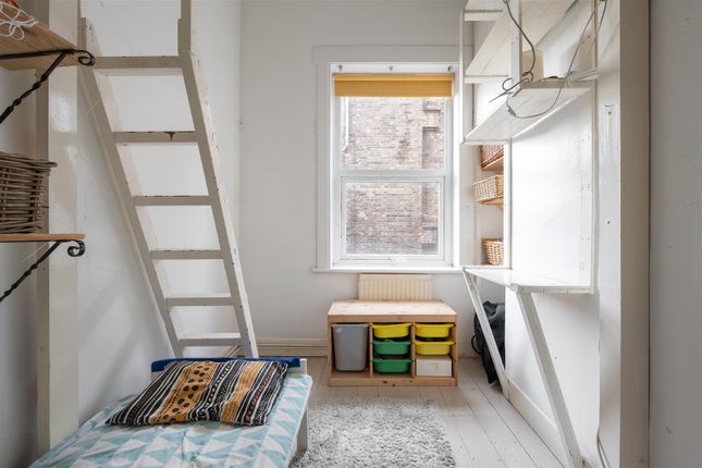 Lower Clapton Road, E5