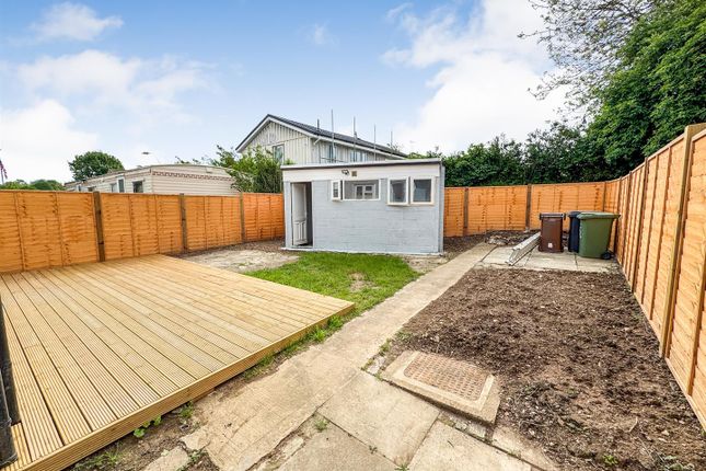 23, Welland Vale Road, Corby photo 4