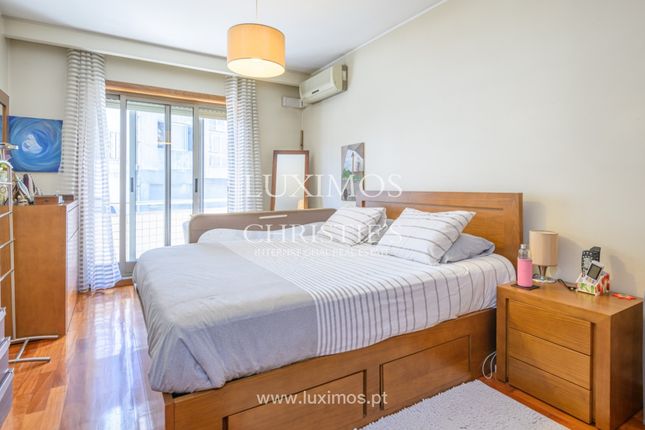 Apartment for sale in Porto, Portugal
