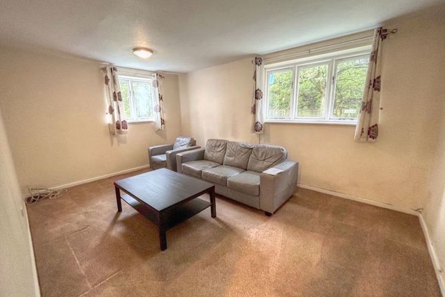 20, Witton Court, Fawdon photo 2