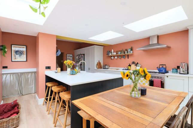 30, Highdale Avenue, Clevedon photo 3