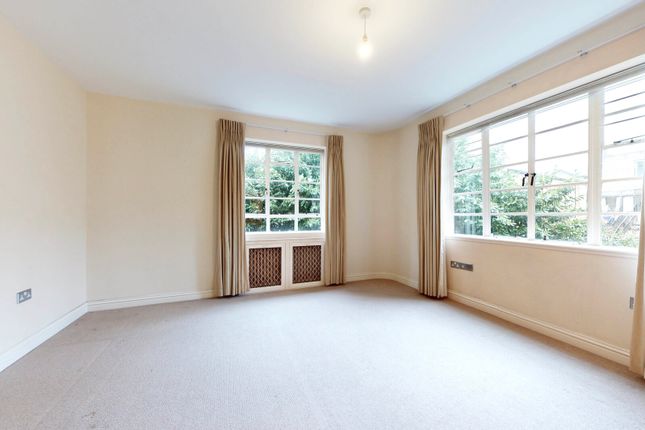 Flat to rent in Stockleigh Hall, Prince Albert Road, St John's Wood, London