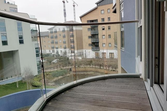 Flat to rent in Vicentia Court, Bridges Wharf, Greater London