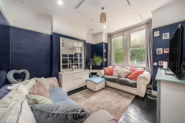 21, Nadine Street, London photo 2