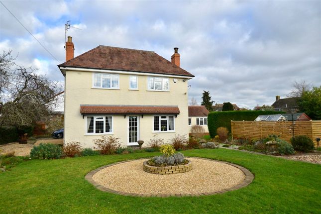 Detached house for sale in Owletts End, Evesham