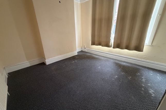 5, Cliff Avenue, Salford photo 2