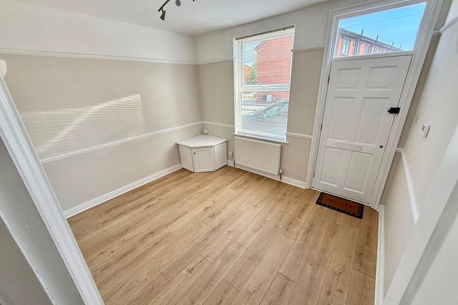 13, Grosvenor Street, Stockport photo 2