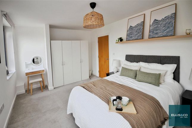 Flat 14 Sheldon House, 904-908, High Road, North Finchley photo 2