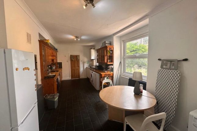 224, Lee High Road, London photo 5