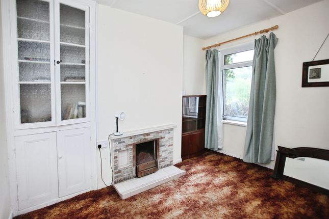 80, Garden Street, CAERPHILLY photo 4