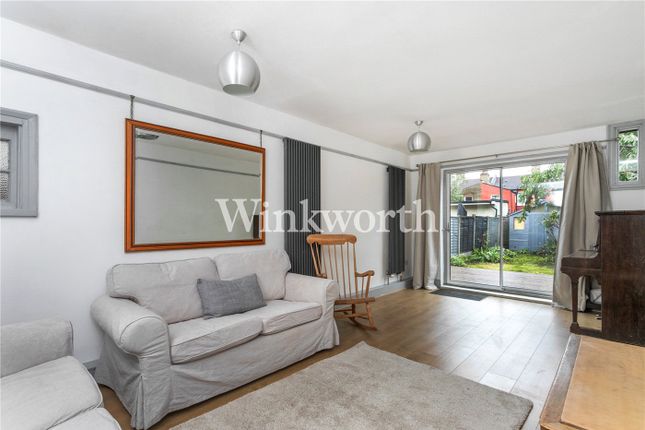 66, Avondale Road, London photo 2