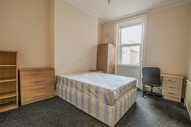 15 Cavendish Place, Newcastle Upon Tyne photo 4