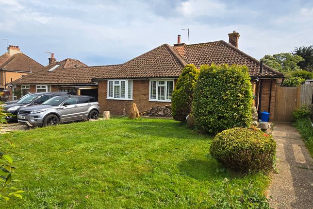 27, Woodsgate Park, Bexhill-on-Sea photo 2