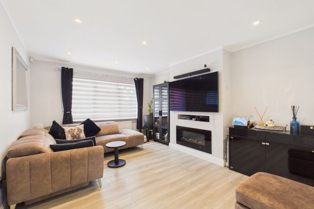 58 River Grove, Hull, East Riding of Yorkshire photo 2