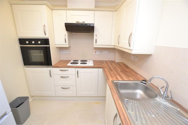 28, Macmillan Court, Godfreys Mews, Chelmsford photo 2