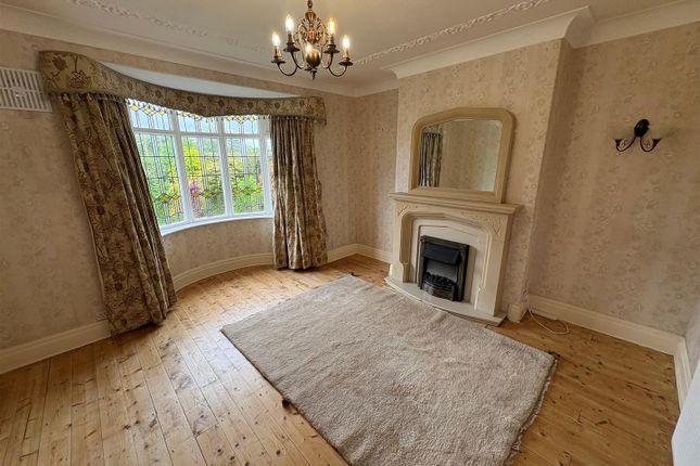 3, Uplands Avenue, Bradford photo 4