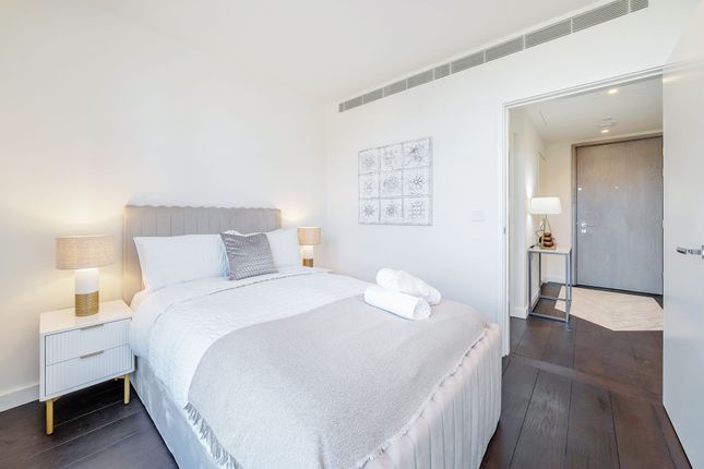 Flat 0602, 67 Bondway, London photo 4