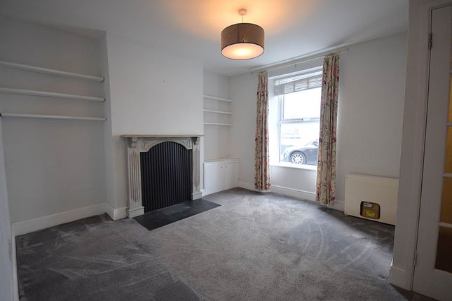 6, Milton Place, Bideford photo 3
