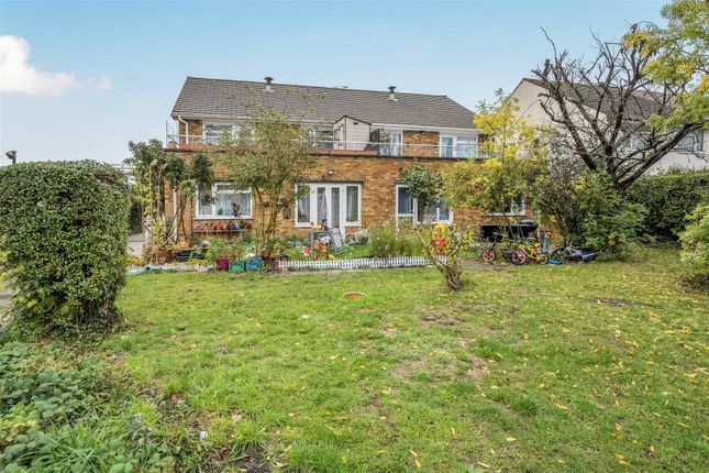53 Llanover Road, Wembley photo 4