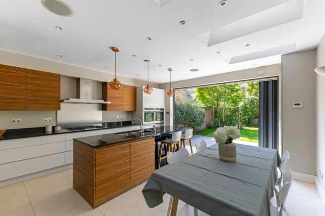 57, Thorney Hedge Road, London photo 3