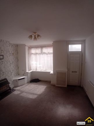 9, Athorpe Grove, Nottingham photo 2