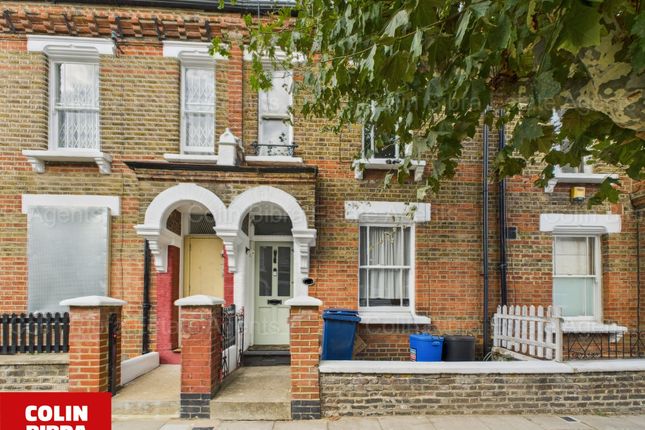 Cam04175G0-Pr0050-Still032