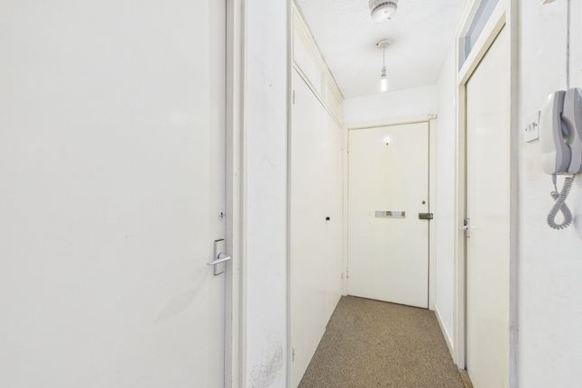 8 Clifton Court, Liverpool photo 3