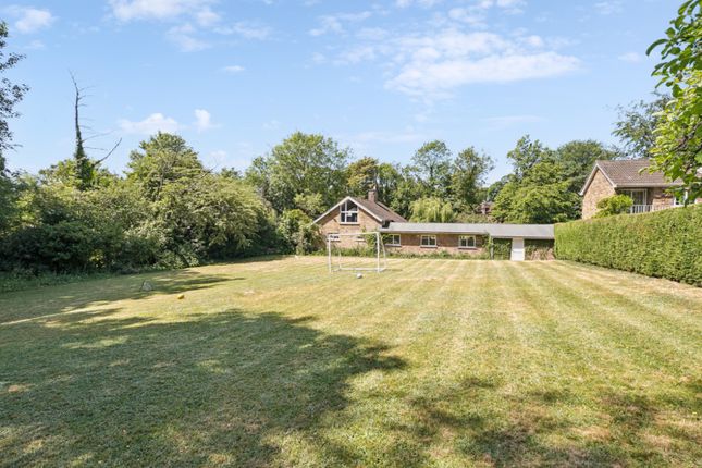 6 Harmer Green Lane, Welwyn, Hertfordshire photo 4