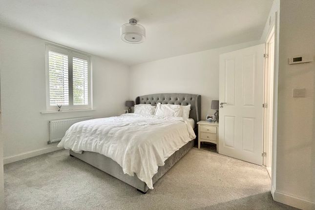 13, Stowe Drive, Bexhill on Sea photo 4